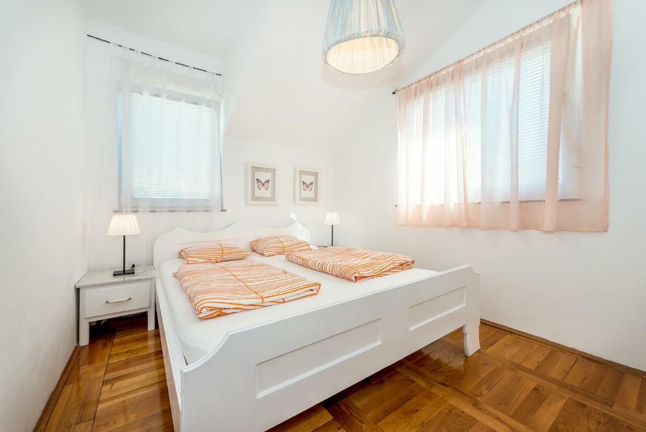 Apartma Karla Mara Ana Ivan & Jo Srima